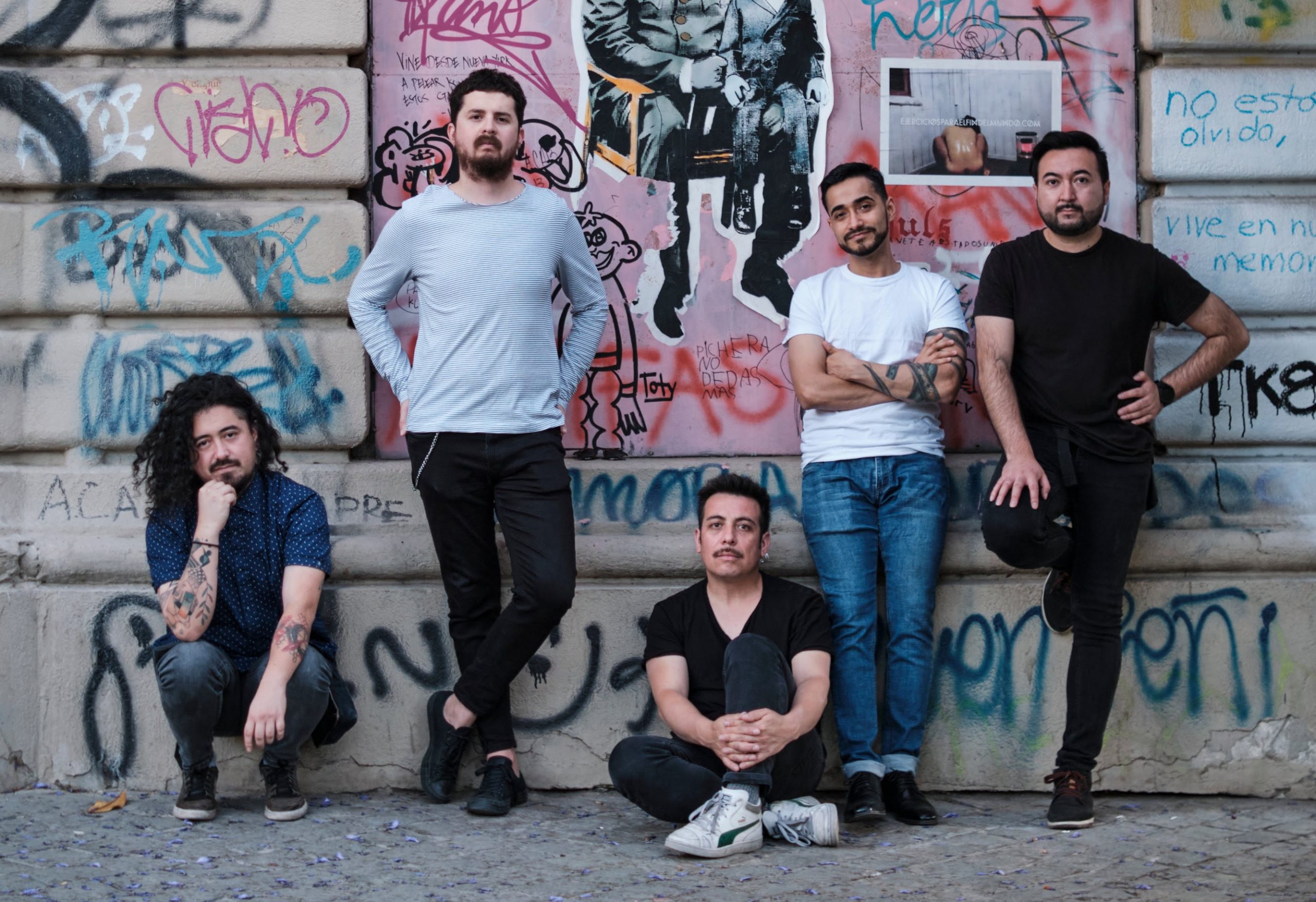 Niebla presenta «Cliché» y agenda concierto en La Batuta
