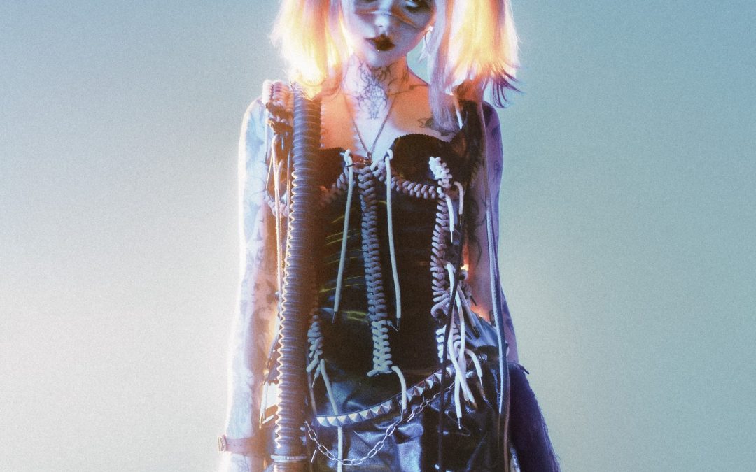 yeule comparte su segundo álbum «softscars»