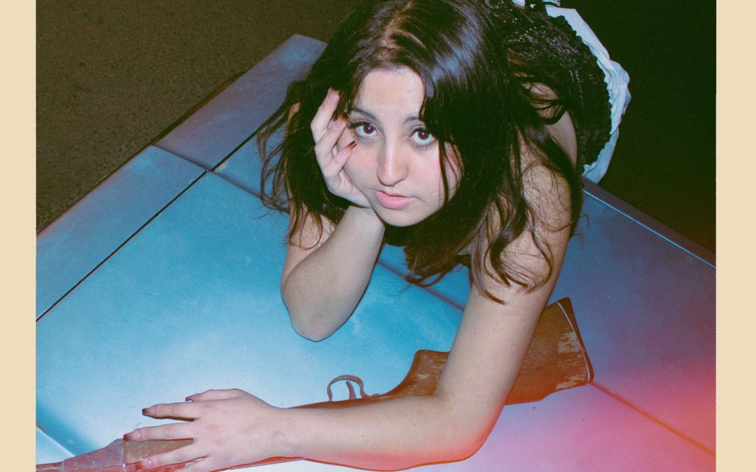 Carla Martínez lanza su primer LP «Déjame morir por 8 días»