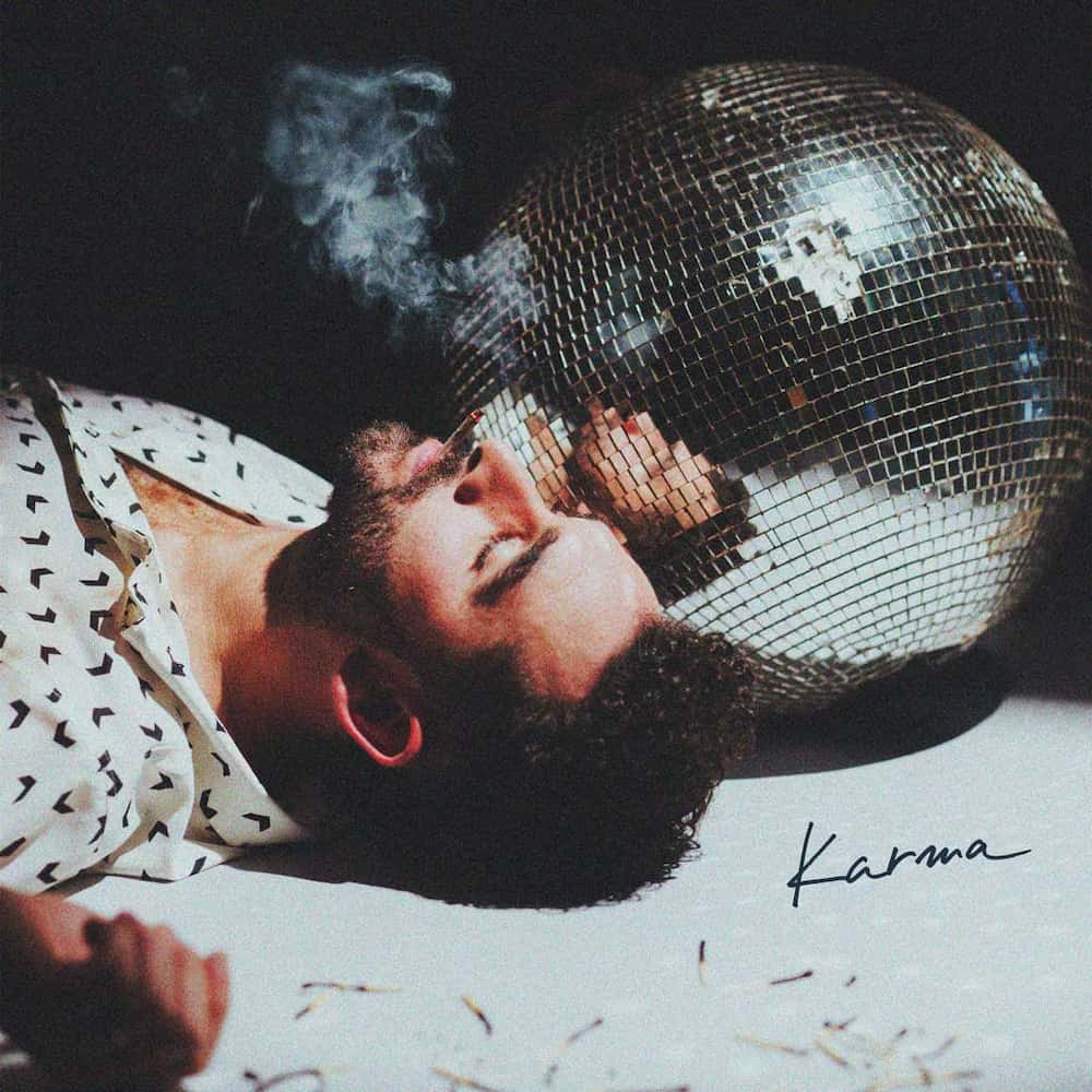 Charly Benavente lanza su nuevo álbum «KARMA»