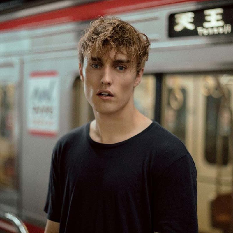 «Dead Boys» y «The Dying Light» de Sam Fender