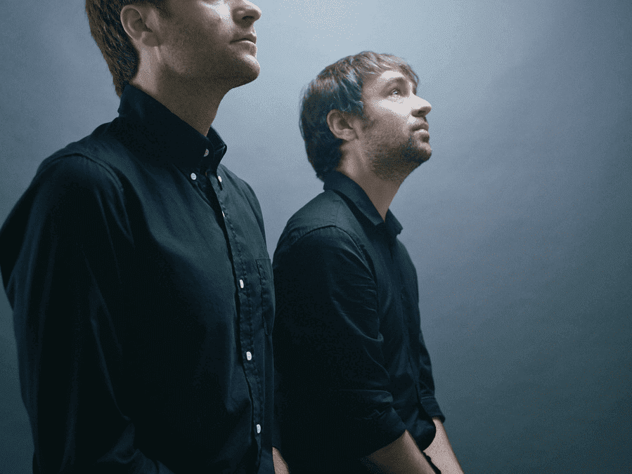  «Give Up» de The Postal Service