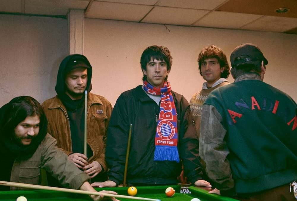 Frucola Frappé anuncia gira de invierno tras su último álbum «Cielo Falso»