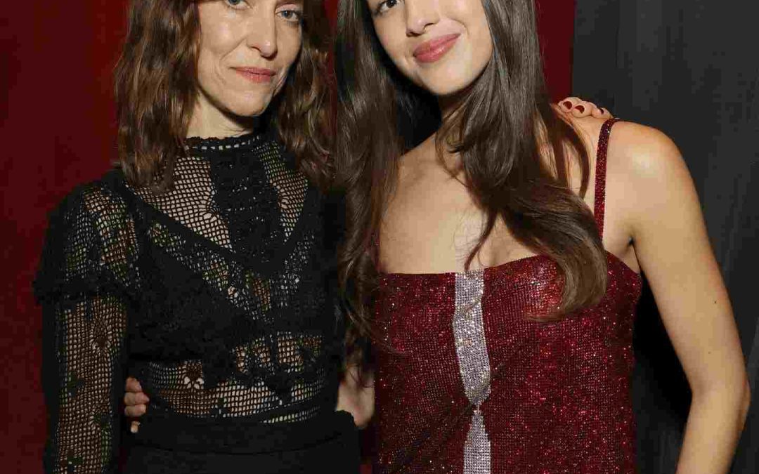 «We’re Going to Be Friends» por Olivia Rodrigo y Feist