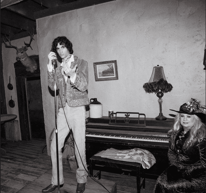 Sombr lanza su nueva canción y videoclip «Homewrecker»