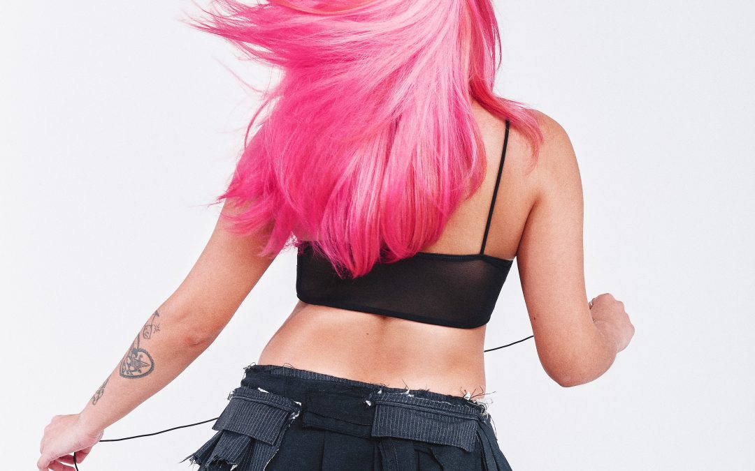 VLNTNA B REVELA NUEVO SINGLE «TENSiON»